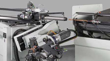 Tube bending machine with automatic loading and unloading 